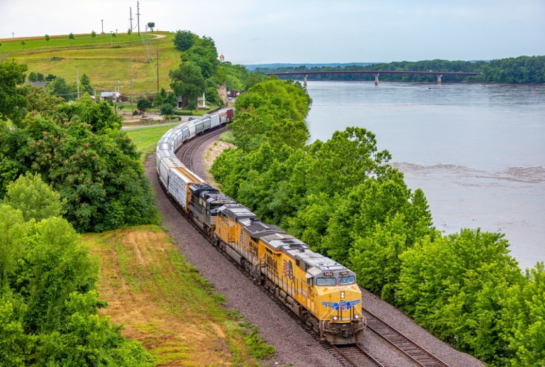 Union Pacific inicia 2026 con crecimiento; Norfolk Southern mantiene ingresos
