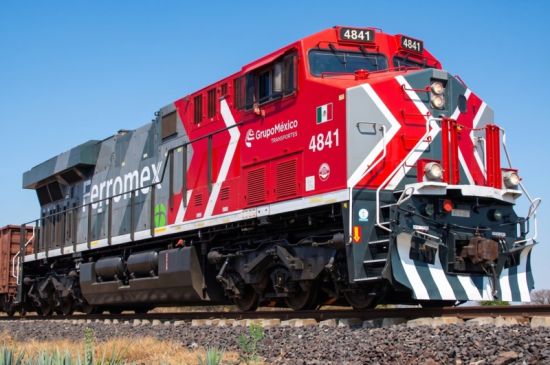 GMXT crece ingresos y carga ferroviaria en 1T26 por intermodal y automotriz