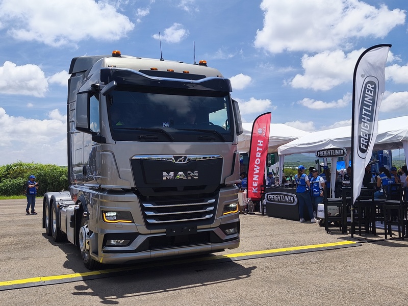 EE.UU. aplicará arancel del 25% a camiones desde el 1 de noviembre