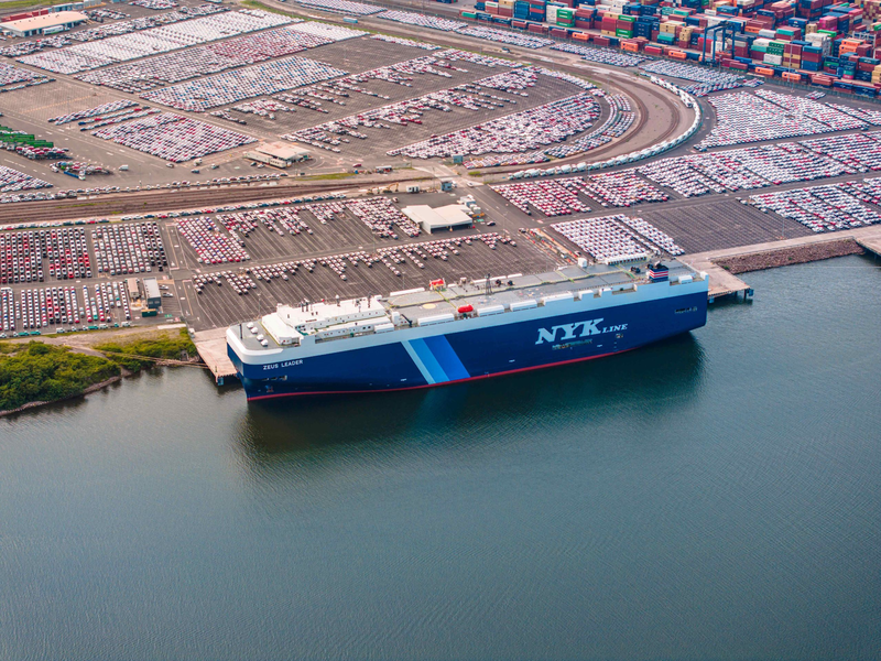 Movimiento de vehículos en puertos prolonga caída y baja 3.1%
