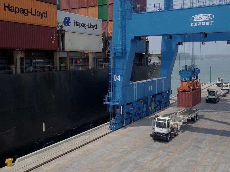 Puertos ajustan - 8.8% en 2025 por enfriamiento en importaciones