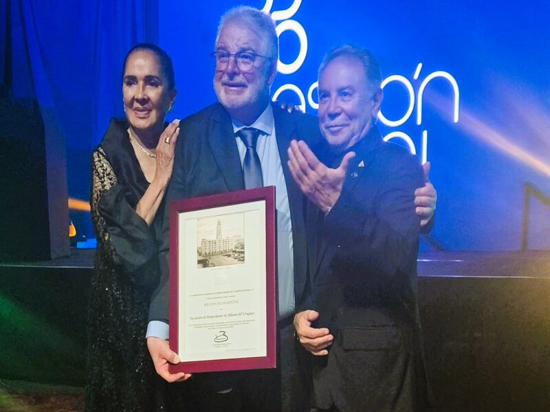 Eligen al veracruzano Arturo Aníbal Reyes como representante de los agentes aduanales para América del Norte